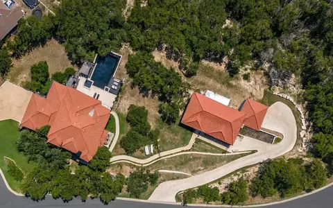 405 Barrett Ln, Austin, TX 78733