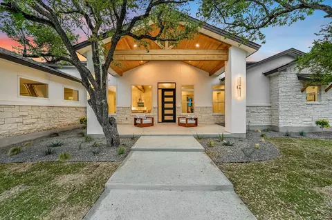 410 Shady Tree Dr, Georgetown, TX 78633