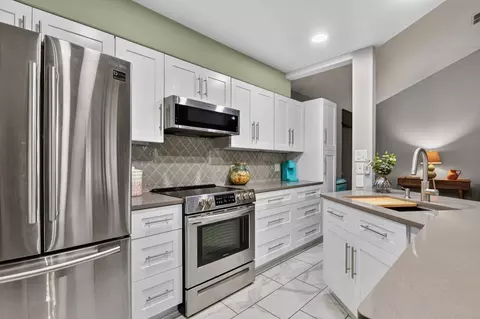 1202 Thorpe Ln #406D, San Marcos, TX 78666