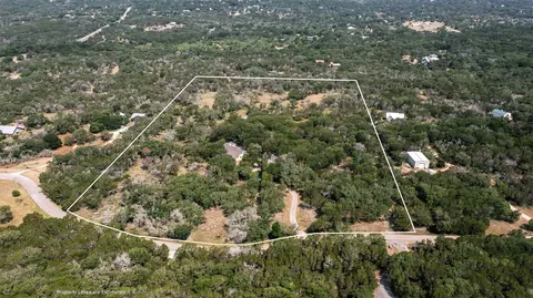 601 Deertrail Dr, San Marcos, TX 78666
