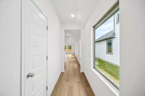Entry Way - 176 Hornet St, Elgin, TX 78621 photo 3 of 3