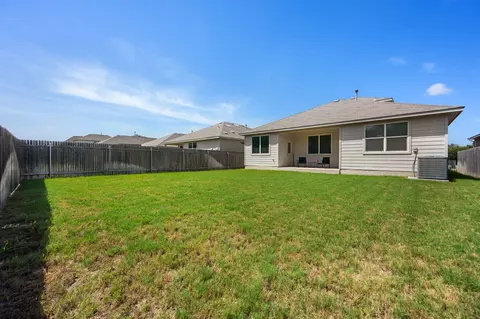 Exterior - 319 Arrowhead Vine St, Leander, TX 78641 photo 2 of 4
