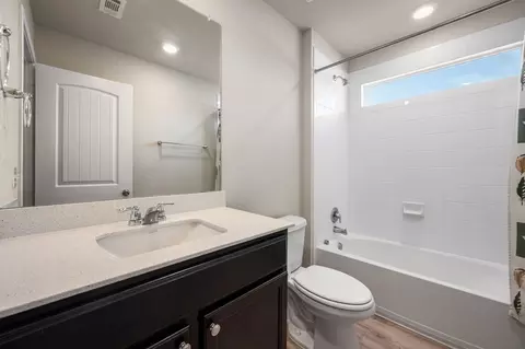 Bath - 319 Arrowhead Vine St, Leander, TX 78641 photo 2 of 2