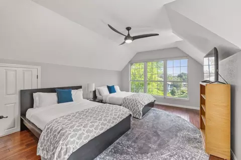 Bedroom - 10800 Beach Rd, Leander, TX 78641 photo 4 of 6