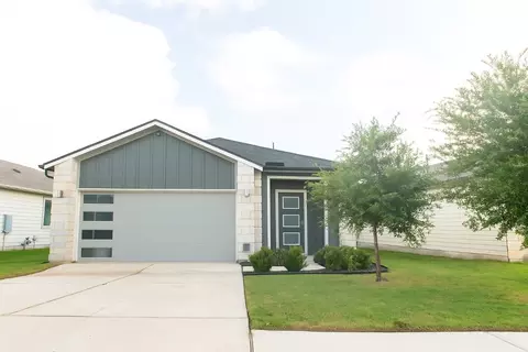324 Millbrook Blvd, San Marcos, TX 78666