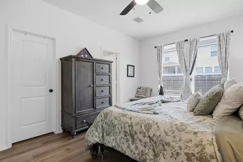 Bedroom - 236 Colonel Mcnally Loop, Jarrell, TX 76537 photo 2 of 3