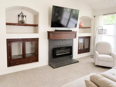 Living - 609 Thrush Dr, Leander, TX 78641 photo 1 of 2