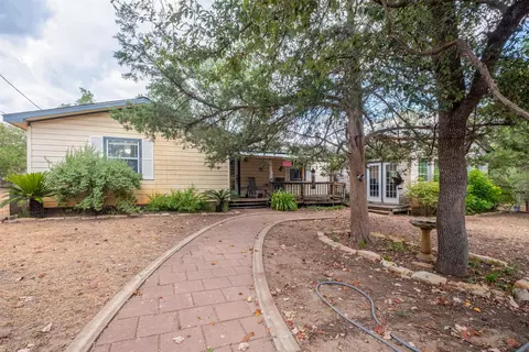 434 Mt Olive Rd, Cedar Creek, TX 78612