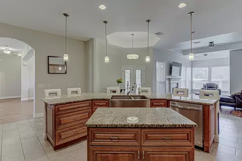 Kitchen - 105 Arbors Cir, Elgin, TX 78621 photo 4 of 8