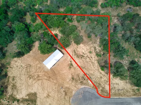 109 Grace Ln, Dale, TX 78616
