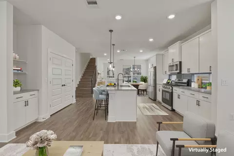 2009 Iroquois Ln #B, Austin, TX 78741