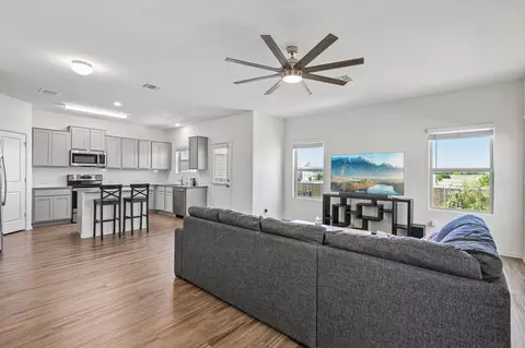 417 Greatest Gift Way, Jarrell, TX 76537