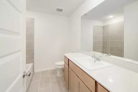 Bath - 210 Hornet St, Elgin, TX 78621 photo 2 of 2
