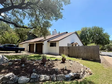 8142 Ceberry Dr #B, Austin, TX 78759