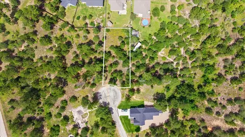106 Maui Ct, Bastrop, TX 78602