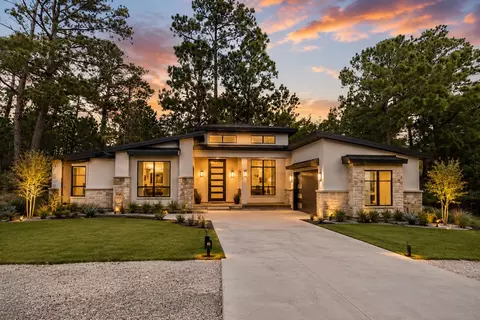 106 Maui Ct, Bastrop, TX 78602