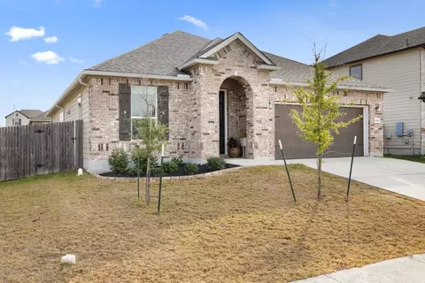 Exterior - 1926 Dragonfly Loop, Bastrop, TX 78602 photo 2 of 3