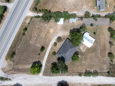 2481 Highway 21 W, Dale, TX 78616