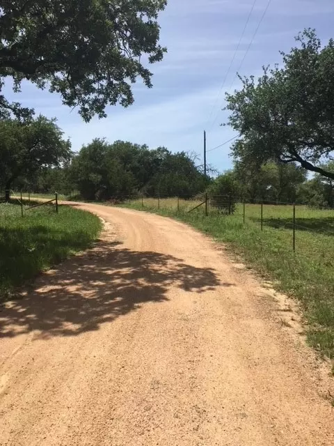1685 Hwy 281 Hwy, Johnson City, TX 78636