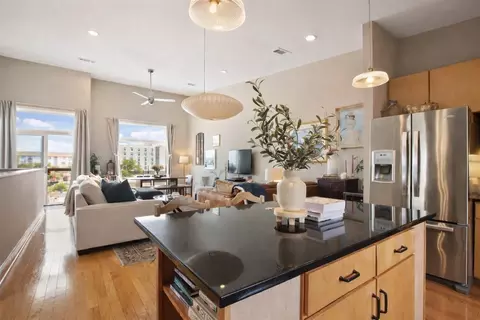 1702 S Lamar Blvd #3, Austin, TX 78704