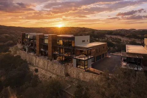 1101 Ivean Pearson Rd #F201, Lago Vista, TX 78645