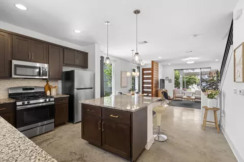 1705 Perez St # B, Austin, TX 78721