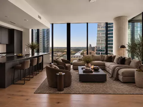 610 Davis St #3308, Austin, TX 78701