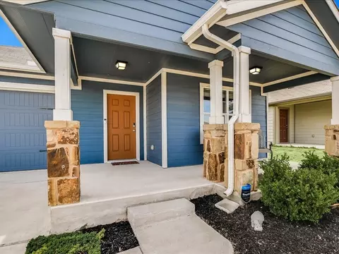 104 Sulphur River Loop, Hutto, TX 78634
