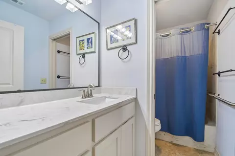 Bath - 307 W 4th St, Elgin, TX 78621 photo 2 of 2