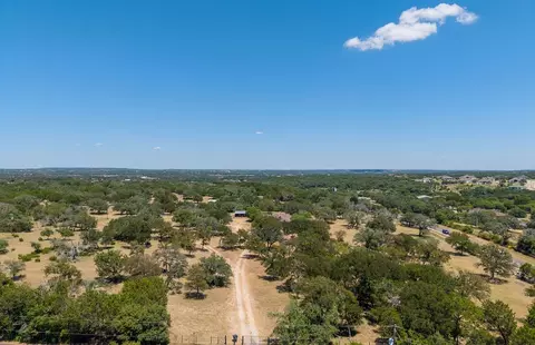 306 Rr #1869, Liberty Hill, TX 78642