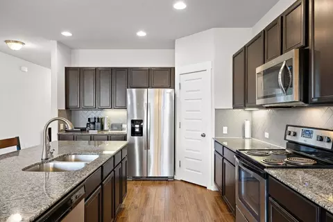 Kitchen - 233 Trellis Blvd, Leander, TX 78641 photo 4 of 5