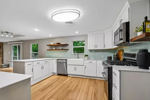 406 E 2nd St, Georgetown, TX 78626