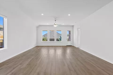 Living - 432 Deerpath St, Leander, TX 78641 photo 2 of 3
