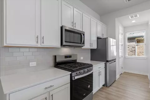 Kitchen - 432 Deerpath St, Leander, TX 78641 photo 2 of 4