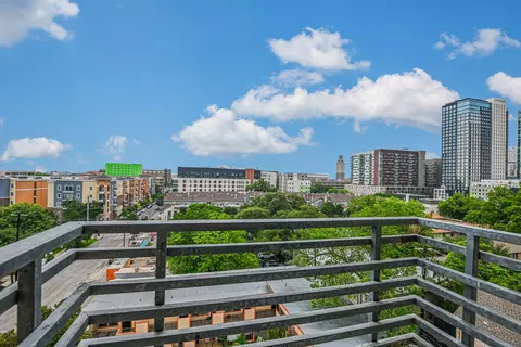 711 W 26th St #702, Austin, TX 78705