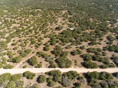 2010 Sd24740, Rocksprings, TX 78880