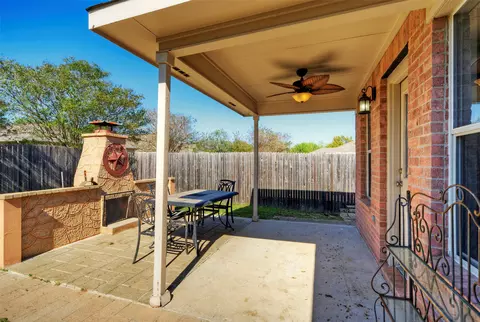 Exterior - 913 Dexter Dr, Leander, TX 78641 photo 6 of 6