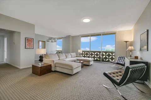 1801 Lavaca St #14-F, Austin, TX 78701