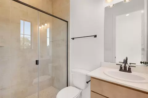 Bath - 123 Timberwilde Dr #60, Georgetown, TX 78633 photo 1 of 3