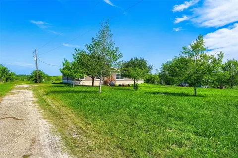 401 Graef Rd, Kyle, TX 78640 photo 8