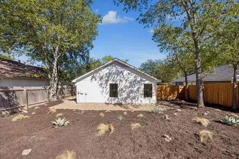 8406 Cockney Dr, Austin, TX 78748