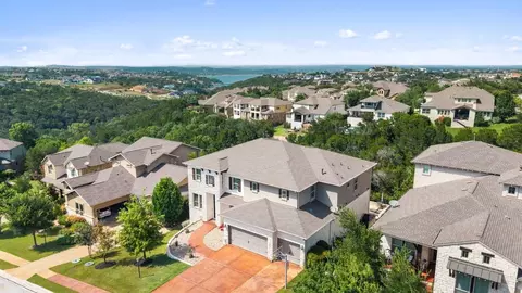 205 Woodlands Ct, Lakeway, TX 78738