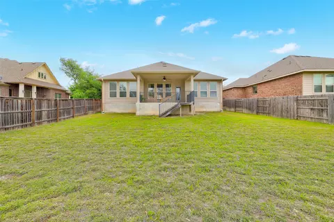 557 Scenic Bluff Dr, Georgetown, TX 78628
