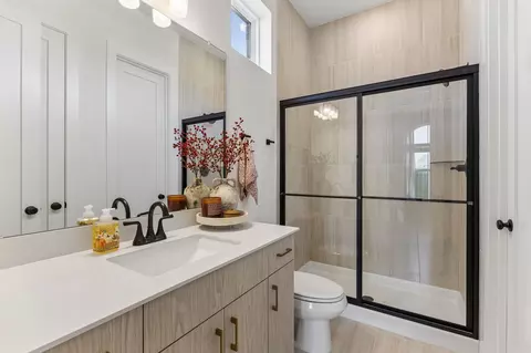 Bath - 471 Diamondleaf Dr, Buda, TX 78610 photo 5 of 5