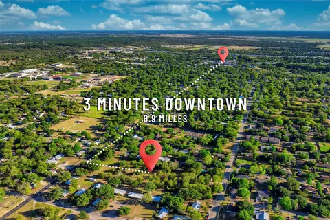 2006 Wilson St # B, Bastrop, TX 78602