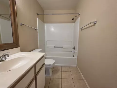 Bath - 306 Greener Dr, Leander, TX 78641 photo 2 of 3