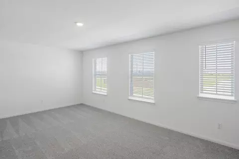 109 Desert Hare Dr, Jarrell, TX 76537 photo 4