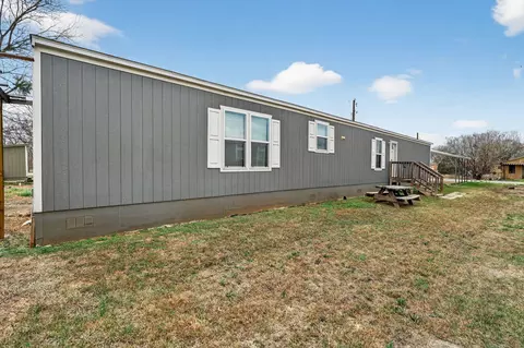 16 Fourth St, Maxwell, TX 78656 photo 7