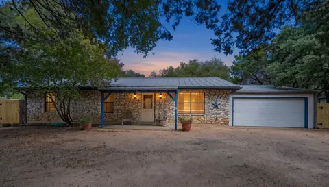 15 Las Flores Dr, Wimberley, TX 78676