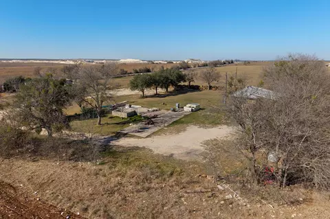 Undisclosed, Jarrell, TX 76537 photo 3